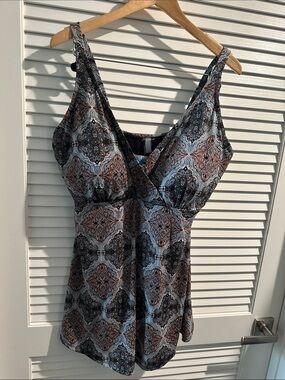 NWT Simply Fit one Piece Swim Dress All Over Print. Size 1X